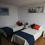 Loft Cruz, Acoran *